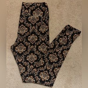 2/$12 bundle-Lularoe leggings OS